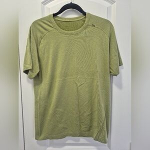 Lululemon Metal Vent Tech T-Shirt, M, Green